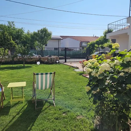 Casa Tuia Pensiune *