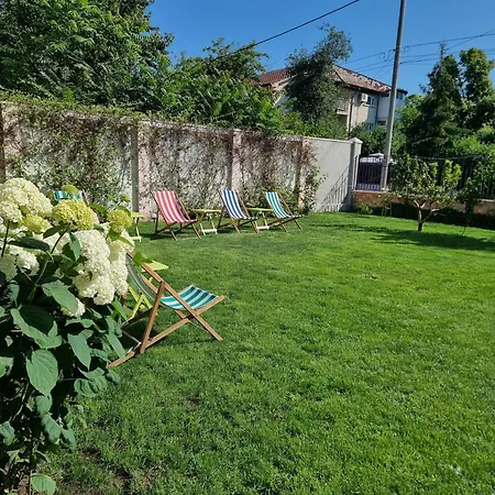 Casa Tuia By Eforooms - Liniste Si Primitoare 3*