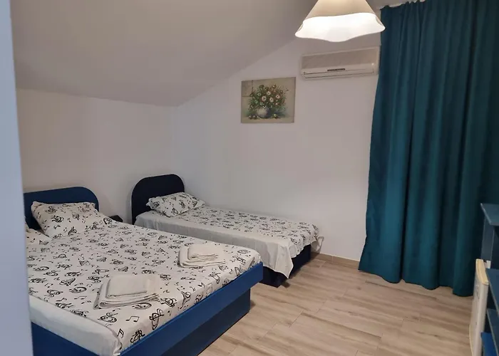 Πανσιόν Casa Tuia By Eforooms - Liniste Si Primitoare Aproape De Plaja Eforie Nord